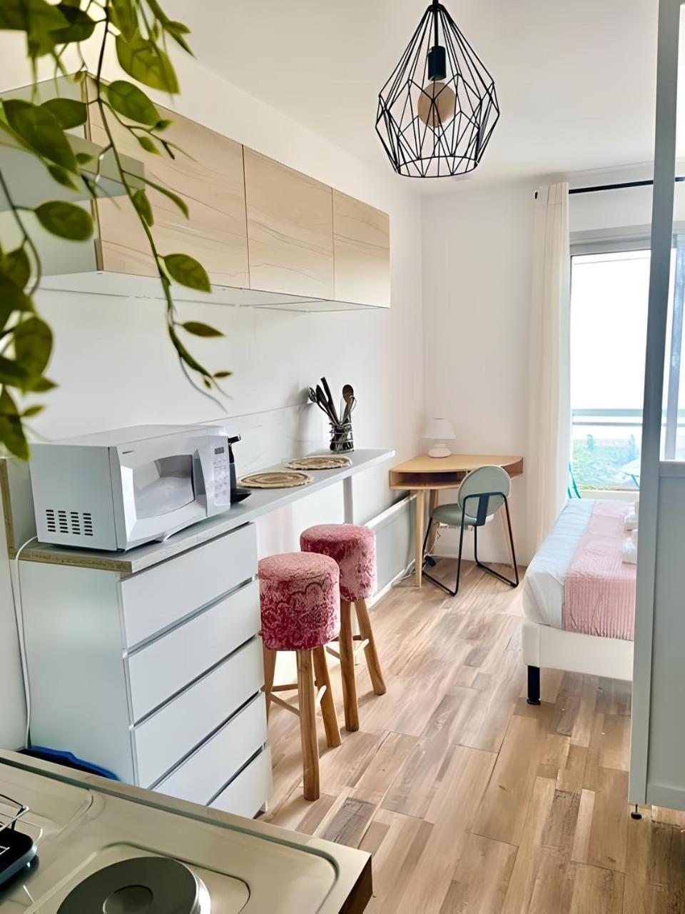 Les Verrieres・studio A 400m De La Mer・netflix Apartment *