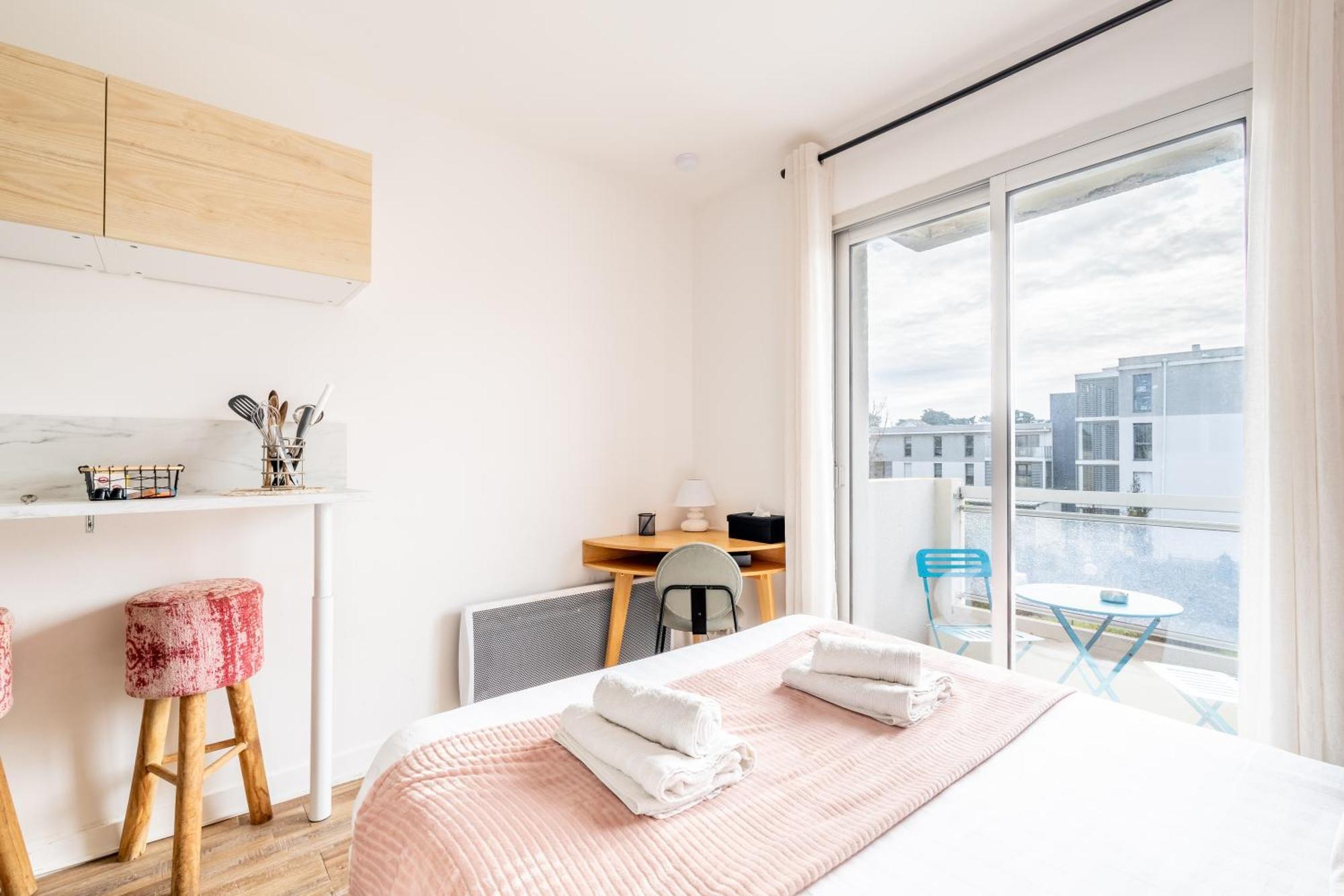 Les Verrieres・studio A 400m De La Mer・netflix Apartment